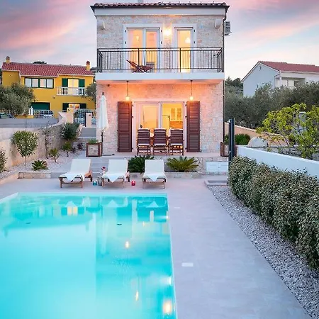 Sun Spalato Cikas Villa *